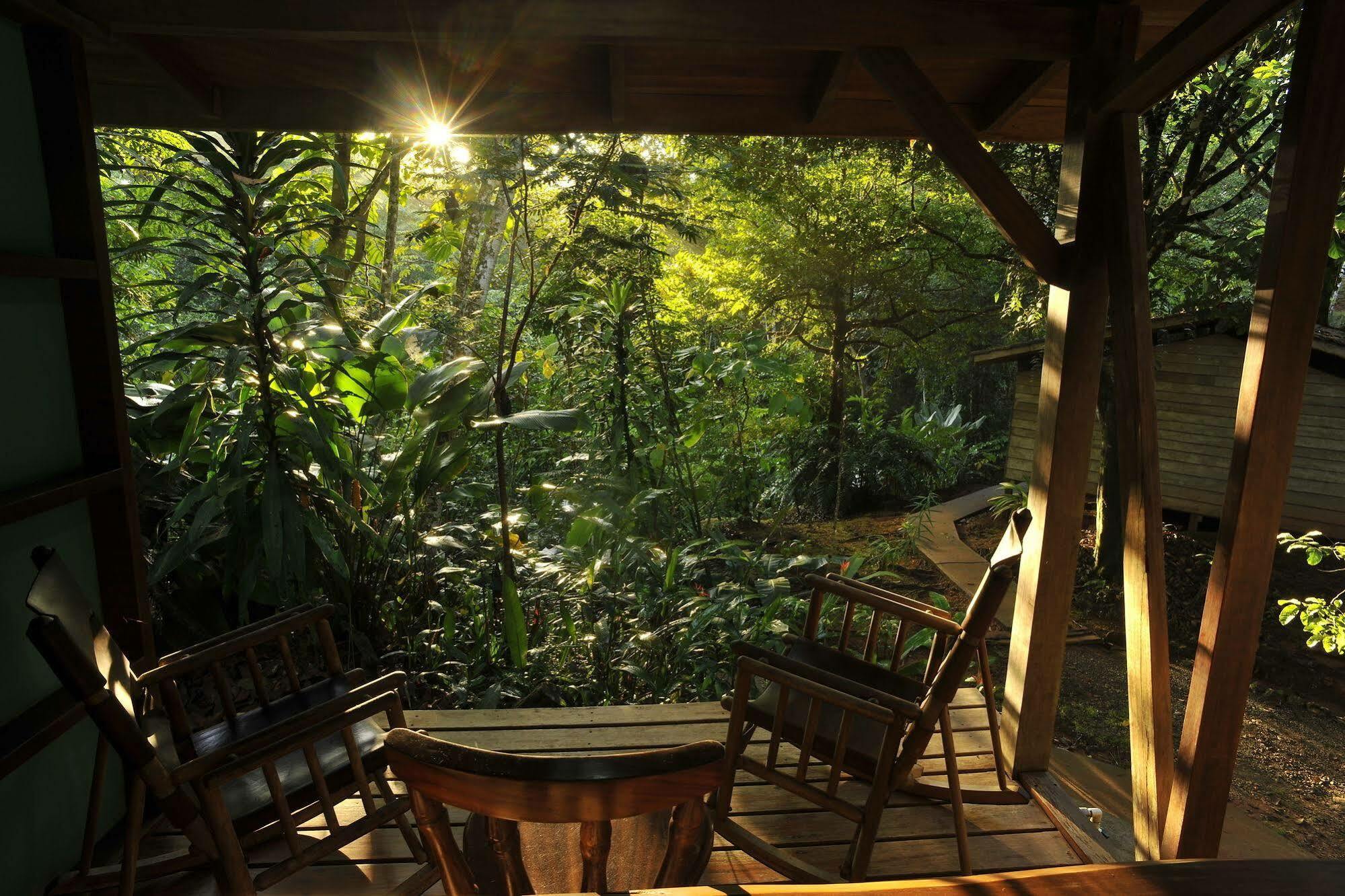 Suital Lodge Mogos Esterno foto